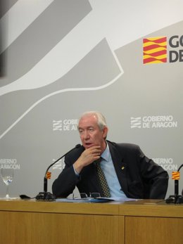 El Consejero De Economía Y Empleo Del Gobierno De Aragón, Franciso Bono