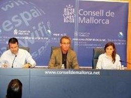 Dalmau, Garau Y Garrido En El Consell.