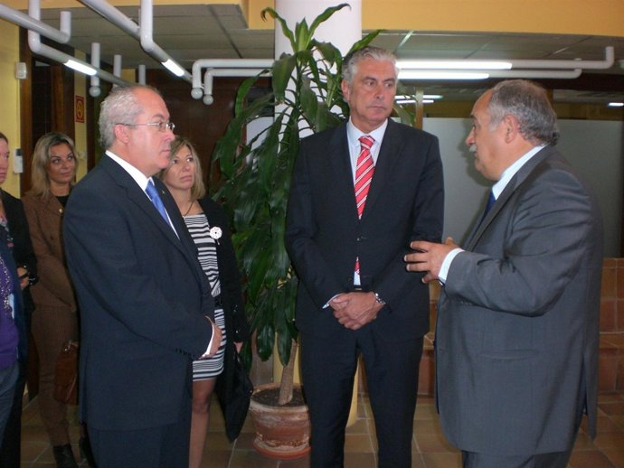 Suárez Ha Visitado Este Miércoles La Comarca De La Jacetania