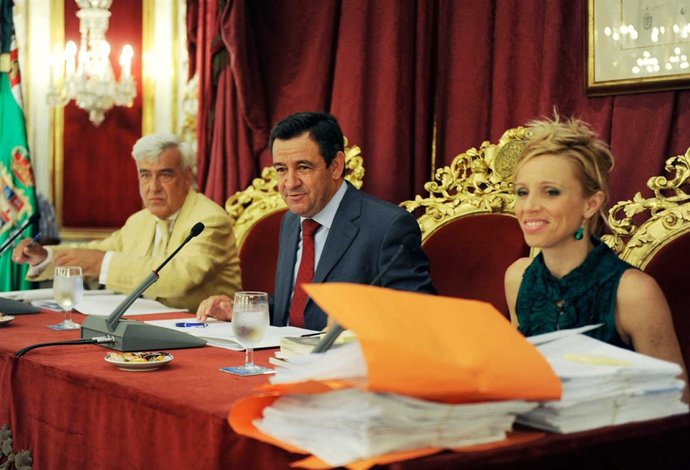 José Loaiza Presidiendo La Diputación De Cádiz