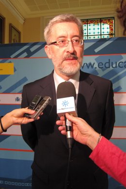 El Consejero Andaluz Antonio Ávila, En Madrid
