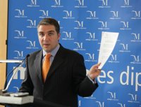 Bendodo dice que dejar fuera a Málaga del Corredor Mediterráneo es "la puntilla del socialismo" con la provincia