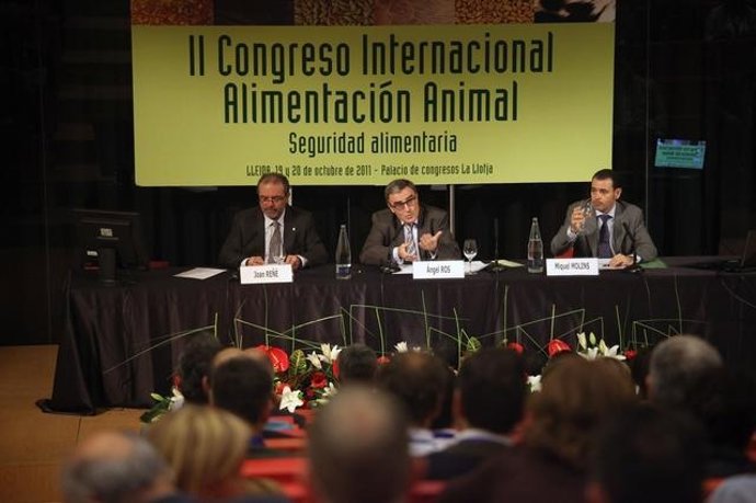 Ros En El II Congreso De Alimentación Animal Y Seguridad Alimentaria