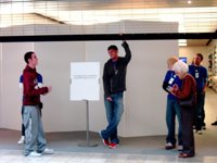 Las Apple Store de EE.UU. cierran sus puertas para recordar a Steve Jobs