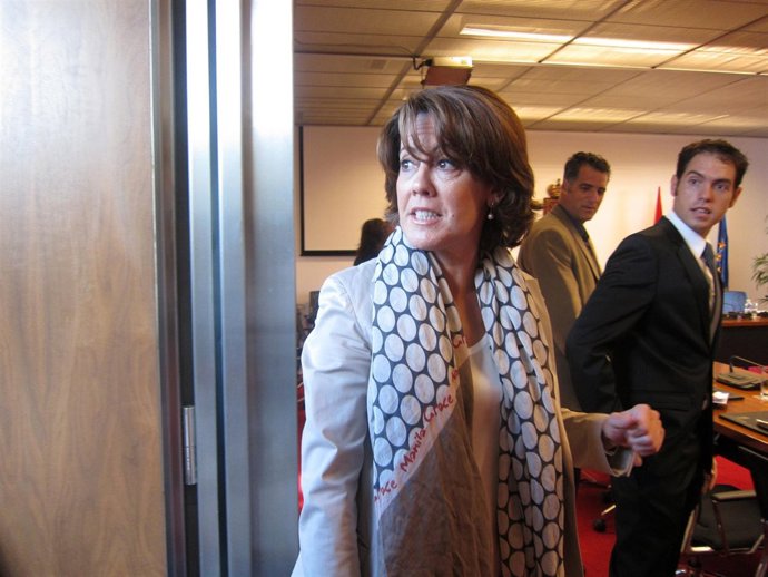 Yolanda Barcina En El Parlamento.