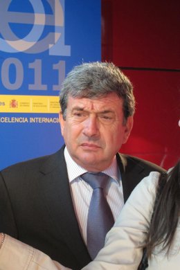 El Delegado Del Gobierno En Andalucía, Luis García Garrido