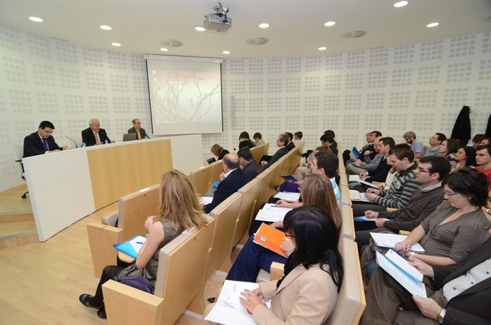 El ITA Acoge Una Jornada Sobre Productos Fabricados Con Nanomateriales