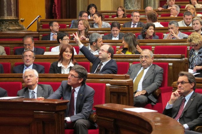 Pleno Del Parlament