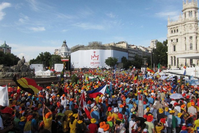 Plaza De Cibeles En La JMJ