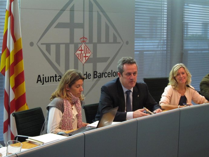 Mercè Homs (Ciu), Joaquim Forn (Ciu) Y Belén Pajares (PP)
