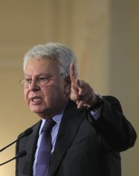 González rechaza las propuestas de la CEOE  