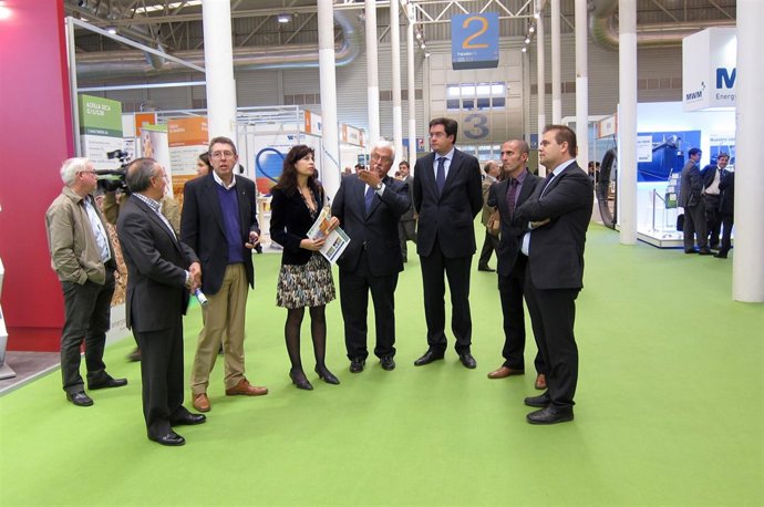 Miembros Del Pscyl, Entre Ellos Óscar López, Visitan Expobioenergía