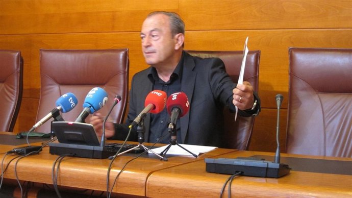 López Marcano En Rueda De Prensa