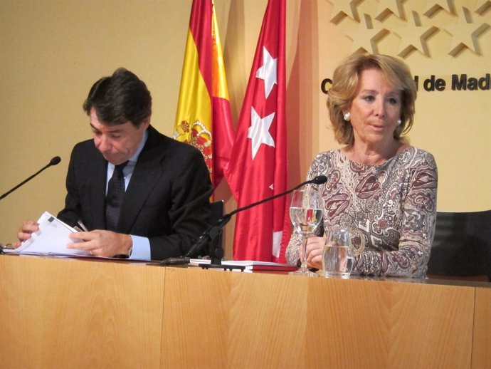 González Y Aguirre En Rueda De Prensa Posterior Al Consejo De Gobierno