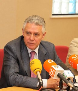 Francisco Menacho, Consejero De Gobernación