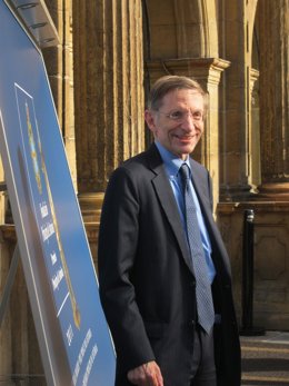 Bill Drayton