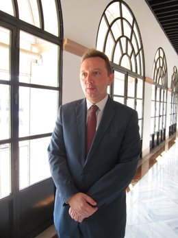 El Consejero De Empleo, Manuel Recio