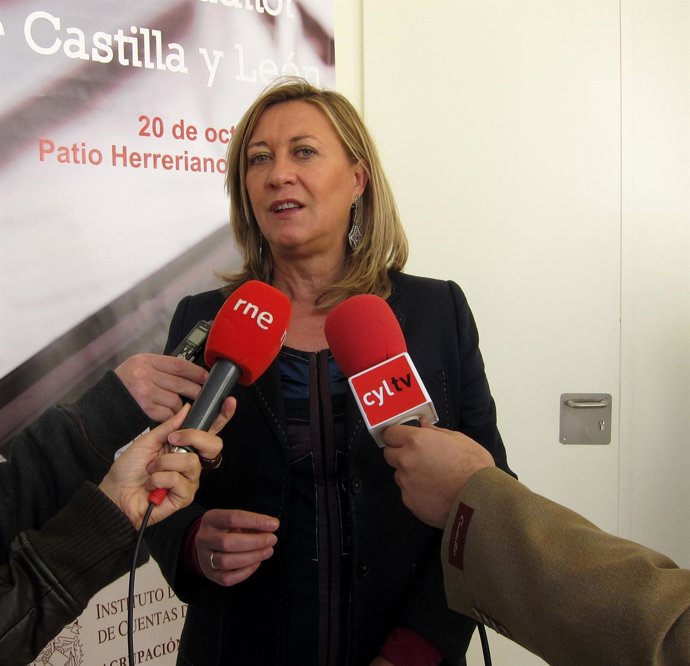 La Consejera De Hacienda De Castilla Y León, En El Museo Patio Herreriano 