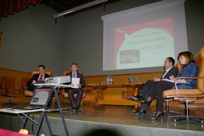 El Vicepresidente Jiménez Y Guzmán Garmendia. 