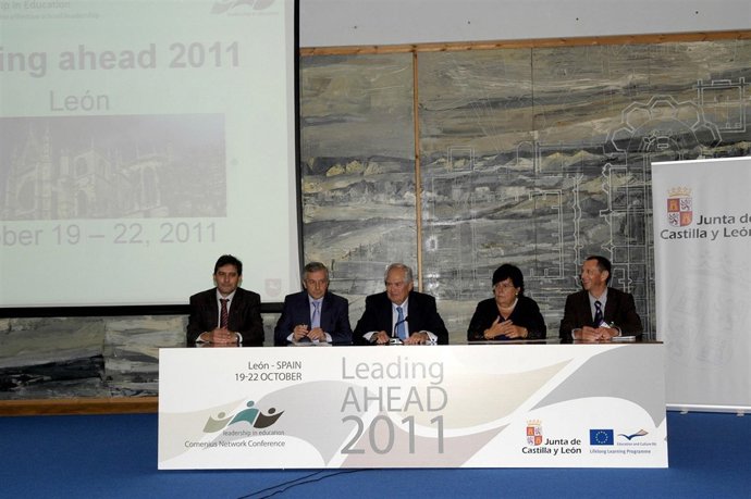 Emilio Gutiérrez, Guillermo García Y Mercedes Fernández