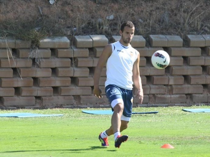 El Delantero Del Valencia Roberto Soldado