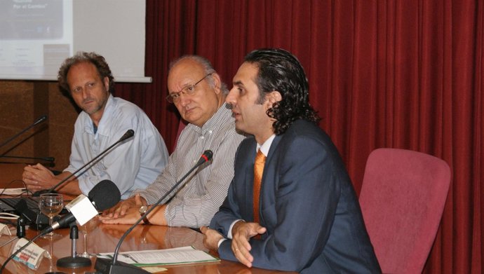 El Delegado Provincial De Medio Ambiente En Sevilla, Francisco Javier Fernández