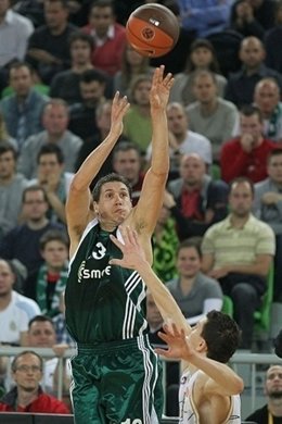 El Unicaja No Puede Ante El Panathinaikos En Su Estreno En La Euroliga