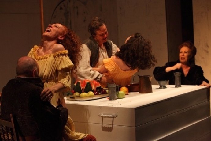 Escena De La Obra 'La Celestina'