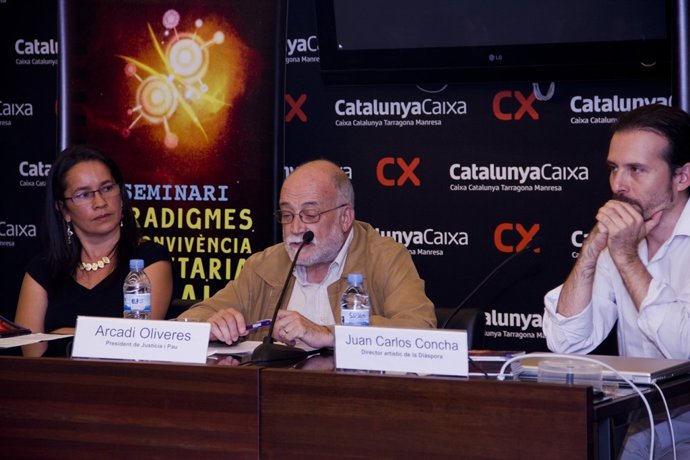 Presentación De Diàspora Sense Fronteres 2011 Con Arcadi Oliveres