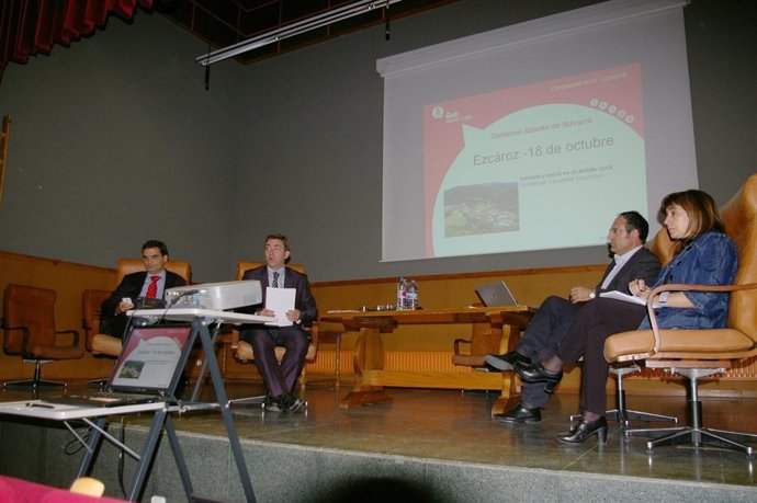 El Vicepresidente Jiménez Y Guzmán Garmendia Por EP Y Gobierno De Navarra