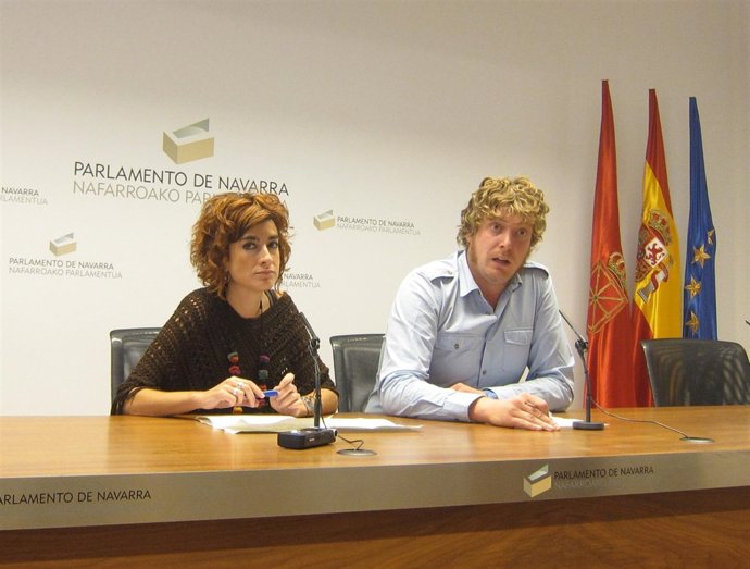 Bakartxo Ruiz Y Maiorga Ramirez, Parlamentarios De Bildu.
