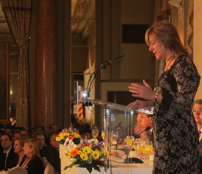 Pilar Fernández Bozal, Consellera De Justicia De La Generalitat