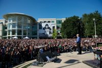 Así despididieron los empleados de Apple a Steve Jobs en Cupertino