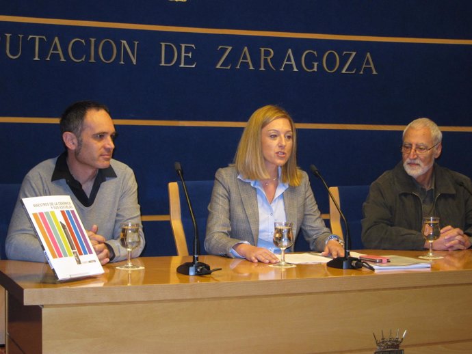 Alberto Andrés, Marta Pardo Y Enric Mestre En La Presentación De La Exposición