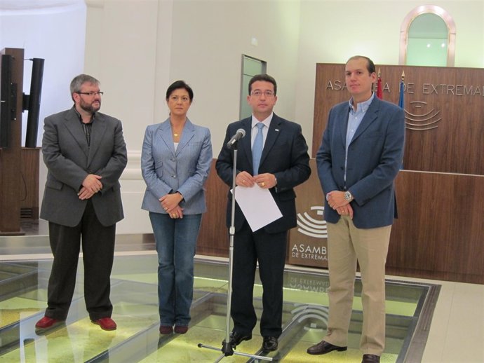 Declaración Institucional Parlamento De Extremadura