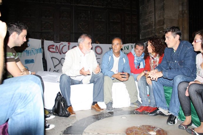 Torrijos Con Los Interinos Encerrados En La Catedral