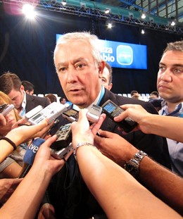 El Presidente Del PP-A, Javier Arenas,