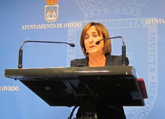 Margarita Vega En La Rueda De Prensa.
