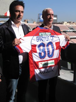La Junta Patrocina Al Granada C.F. Para Promocionar Andalucía