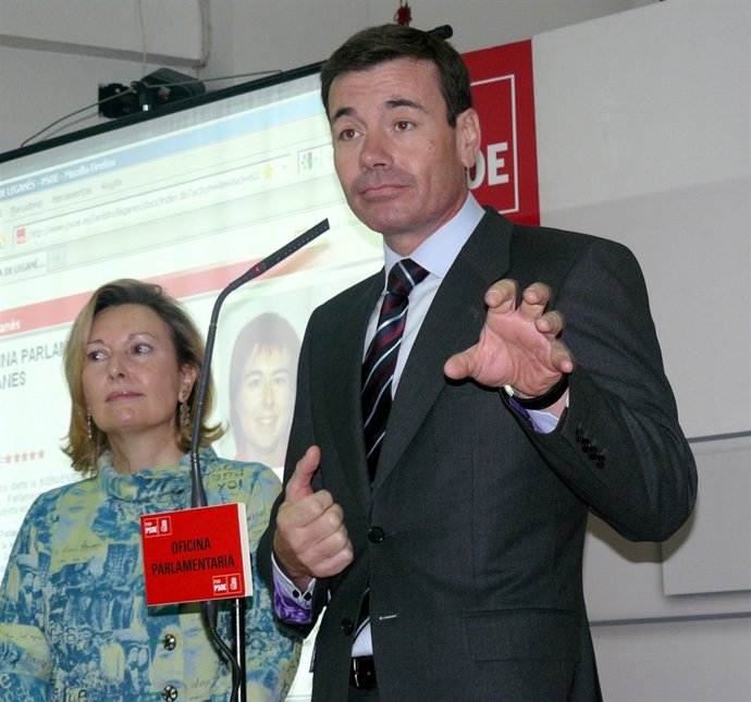 Gómez Durante Su Visita A Leganés