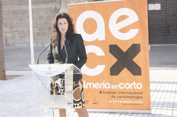 La Diputada Provincial De Cultura, María Vázquez, En Rueda De Prensa