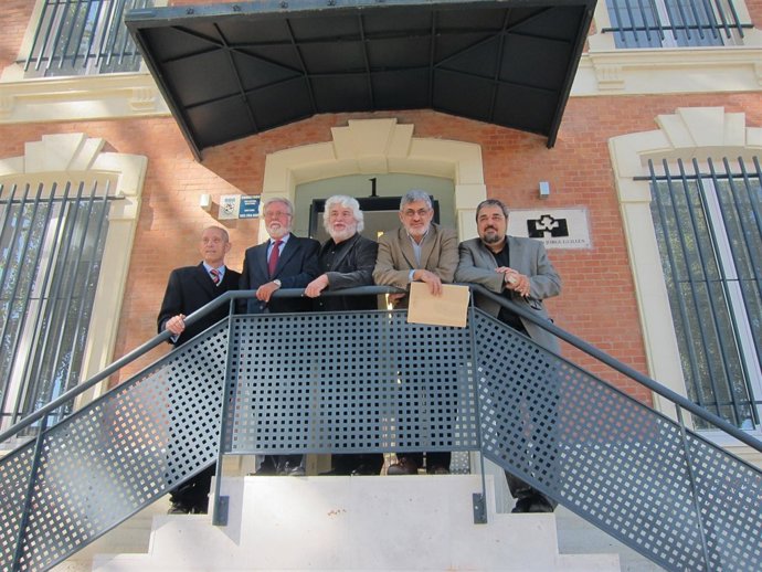 El Jurado Del I Premio De Poesía Experimental Francisco Pino