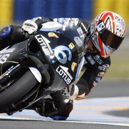 El piloto español Alex Debon de Aprilia