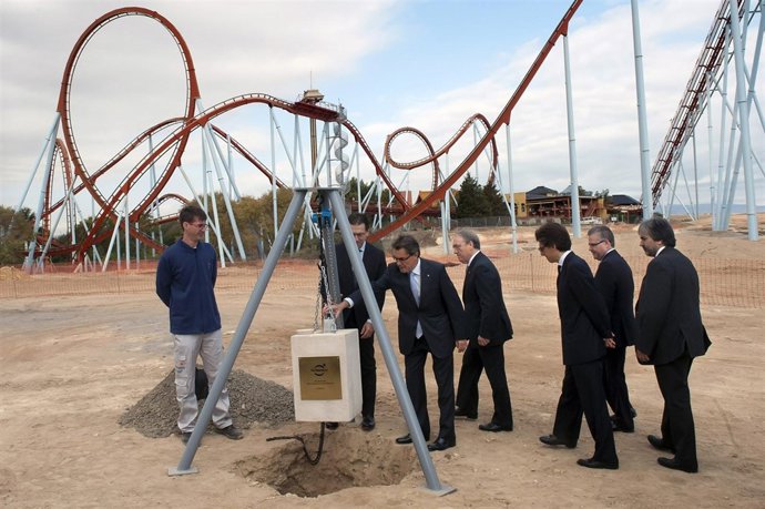 Artur Mas En Port Aventura