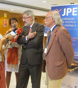 El Consejero De Economía, Innovación Y Ciencia, Antonio Ávila