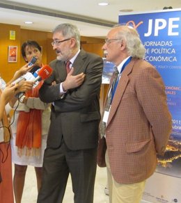 El Consejero De Economía, Innovación Y Ciencia, Antonio Ávila