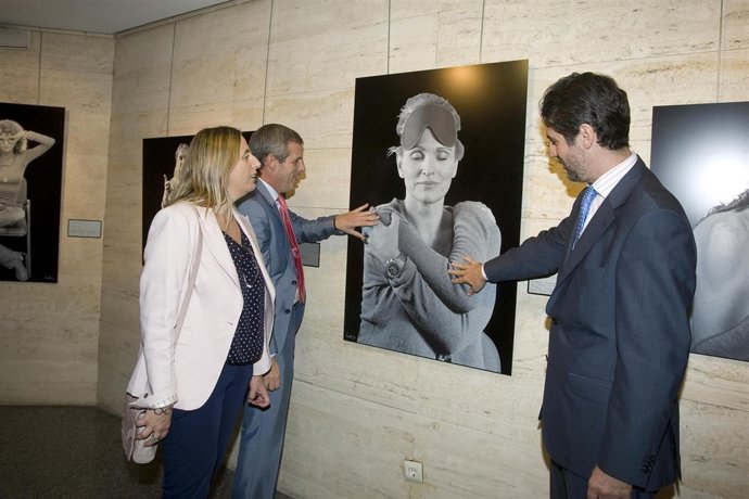 Exposición 'Imágenes Para Tocar' De La Fundación Cajasur Y ONCE
