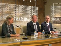 La UEx "redoblará esfuerzos" para impulsar a través de 'Hidranatura' la transformación del modelo productivo extremeño