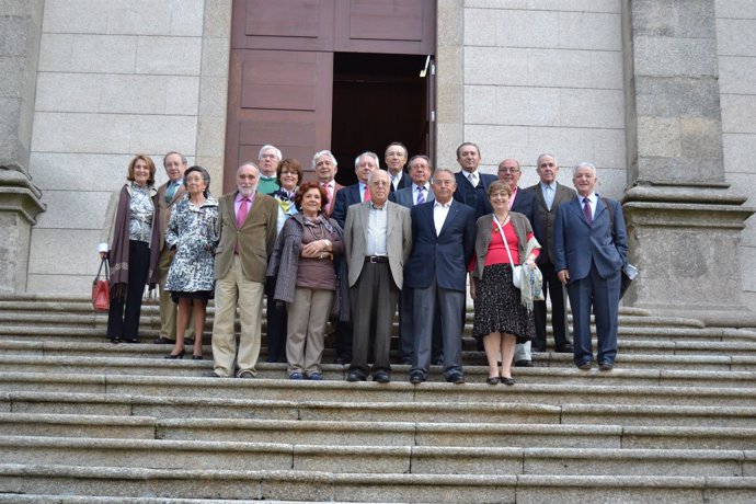 O Parlamento De Galicia Acolle A Visita Dos Integrantes Da Promoción 1961 66 Da 