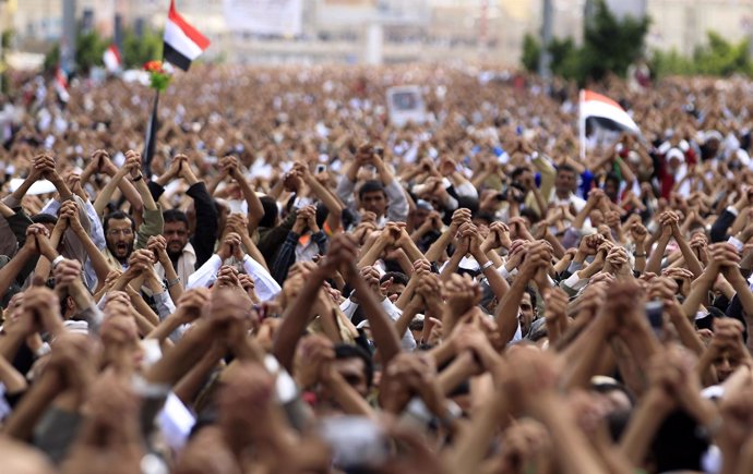 Manifestación Contra El Presidente De Yemen Alí Abdulá Salé